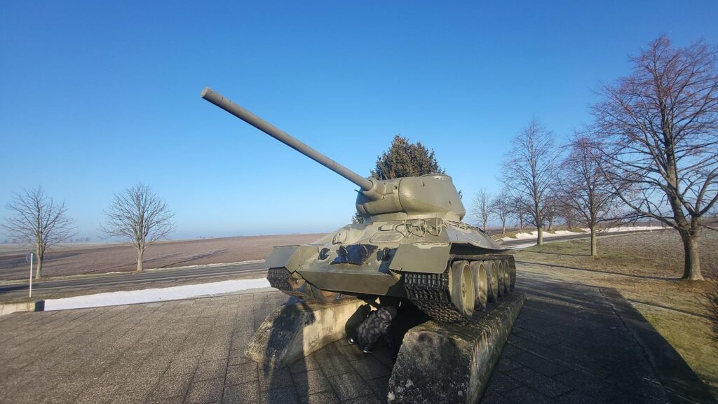 Vankuv Kopec - Stok narciarski w czechach, czołg i samolot sudice - Vlog steina