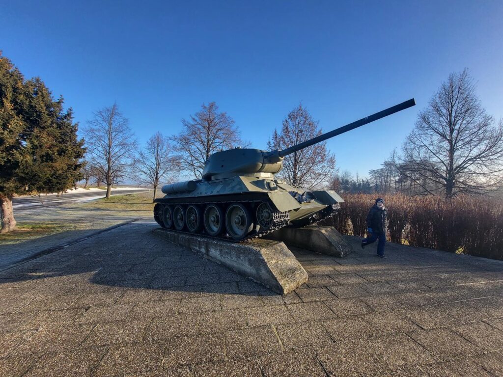 Vankuv Kopec - Stok narciarski w czechach, czołg i samolot sudice - Vlog steina