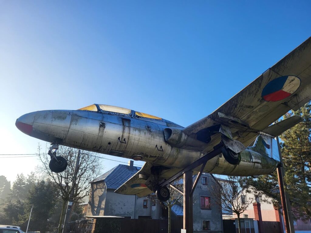 Vankuv Kopec - Stok narciarski w czechach, czołg i samolot sudice - Vlog steina