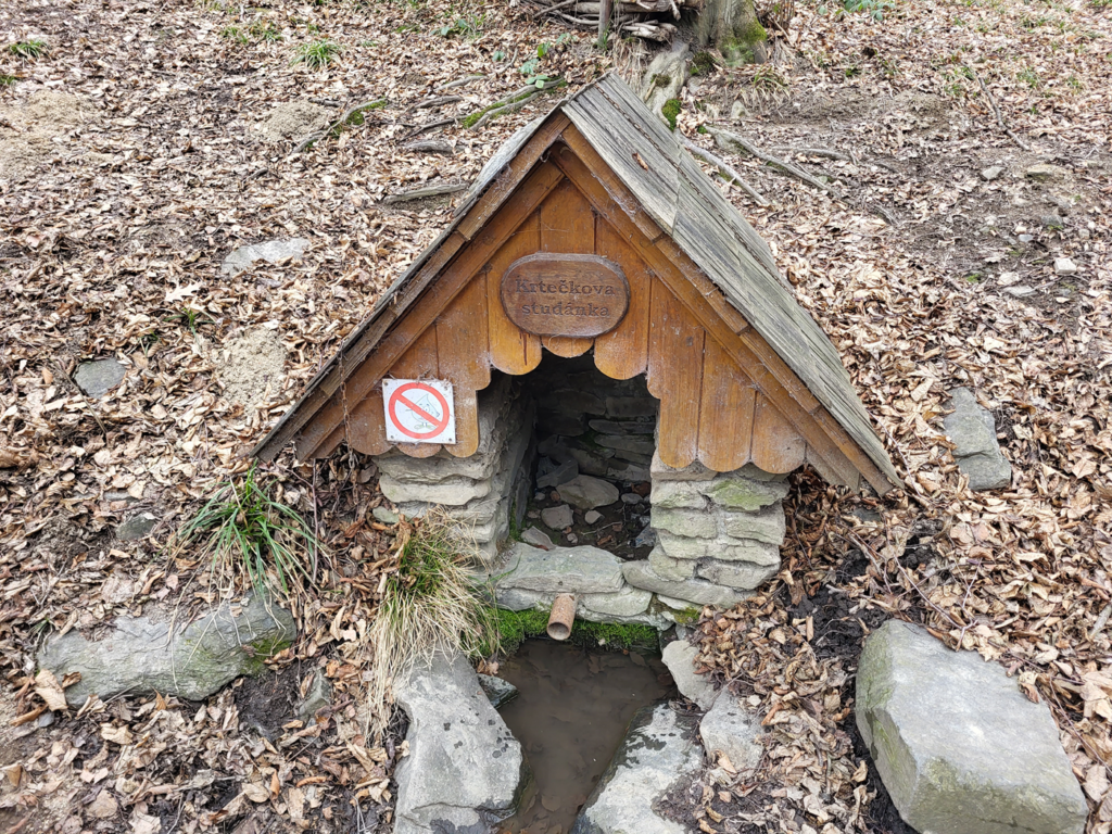 Studzienka krecika - szlak górski w czechach - vlog steina