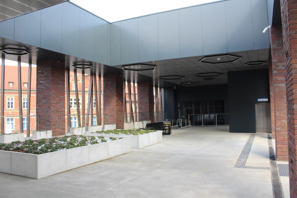 Nowy dworzec PKP w Raciborzu - Vlog steina