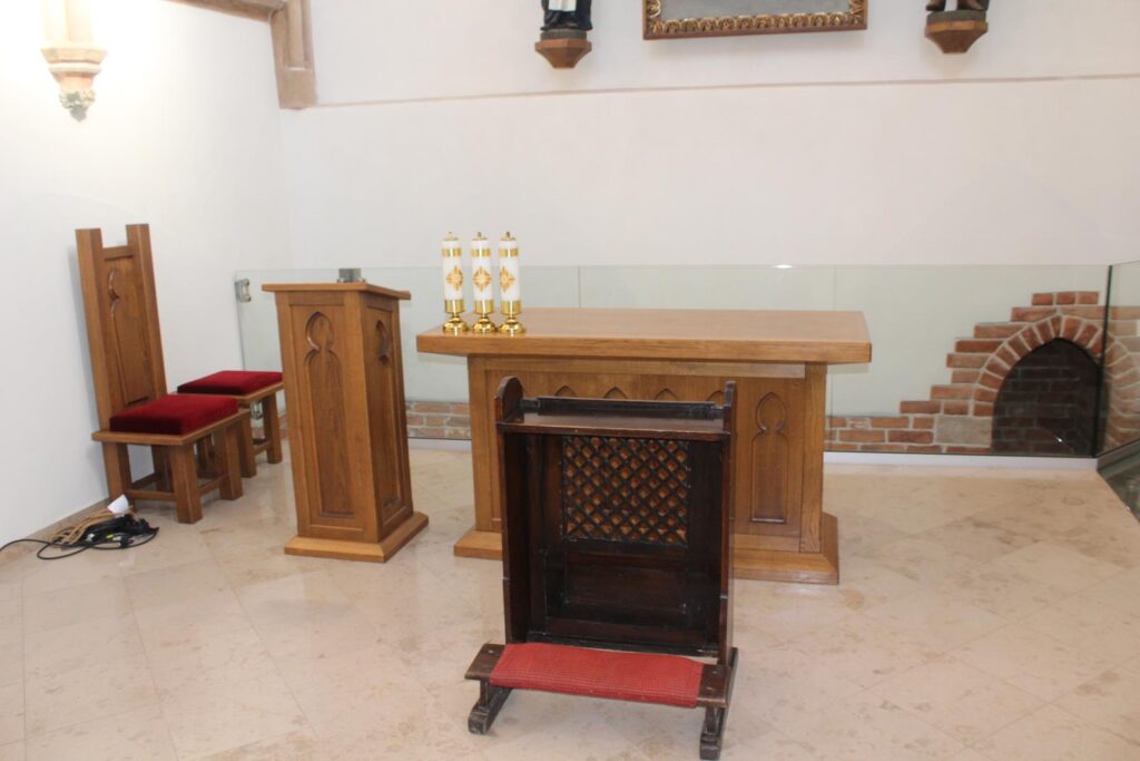 Kaplica zamkowa pw. św. Tomasza Kantuaryjskiego (inaczej Tomasza Becketa Racibórz / Vlog steina