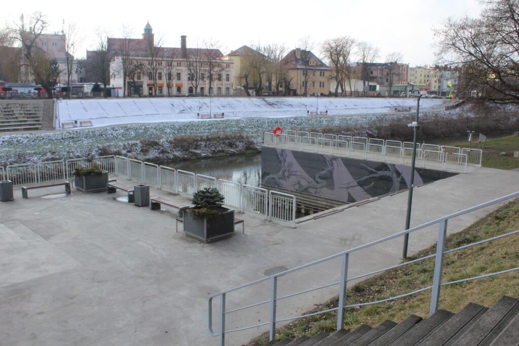 Park zamkowym i zamek piastowski w Raciborzu - Vlog Steina