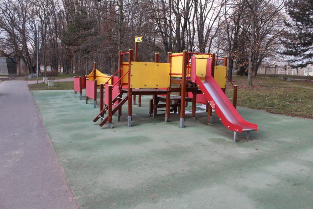 Park zamkowym i zamek piastowski w Raciborzu - Vlog Steina