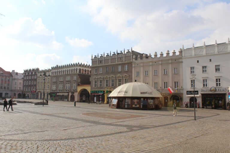 Rynek i kolumna maryjna w Raciborzu - Baszta Racibórz / Vlog Steina
