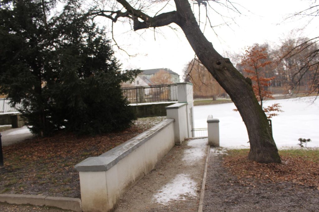 Park Roth Racibórz - Vlog steina