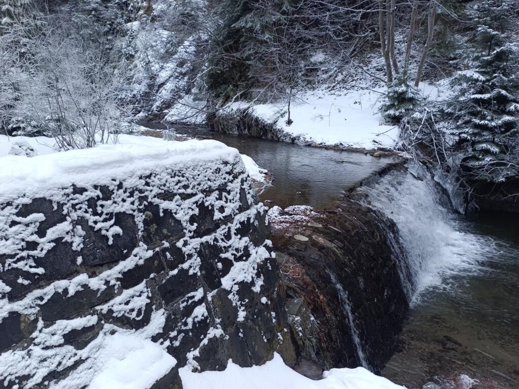 Kaskady rodłem - dolina małej Wisłeki w Wiśle - Vlog Steina