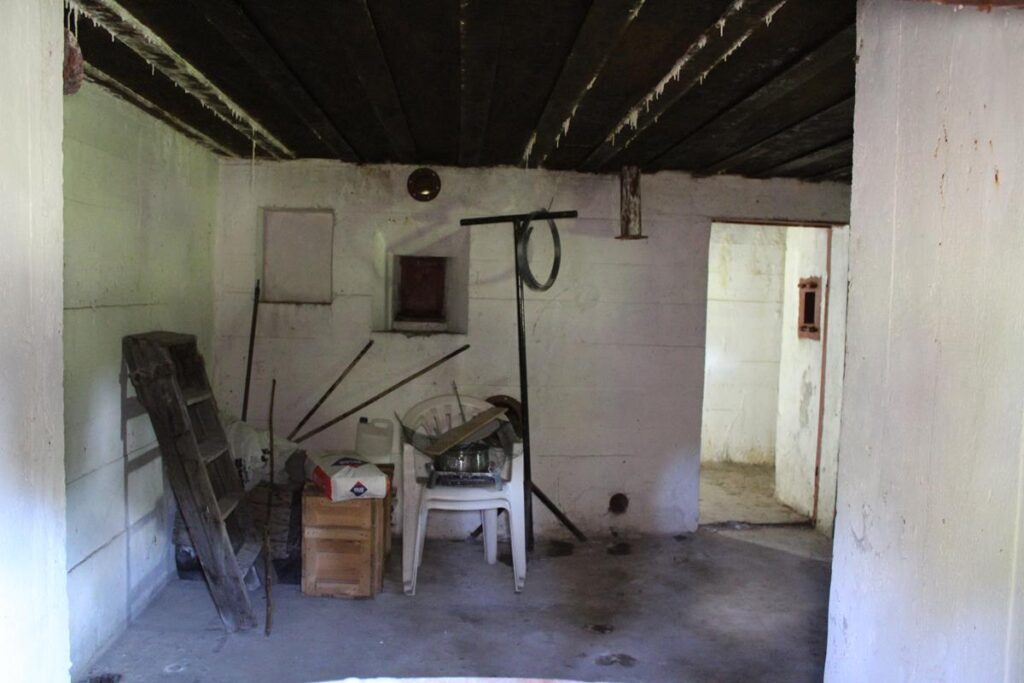 Schrony i bunkry w miejscowości Wymysłów