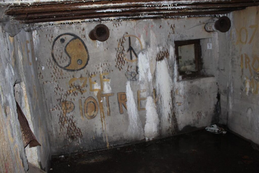 Schrony i bunkry w miejscowości Wymysłów