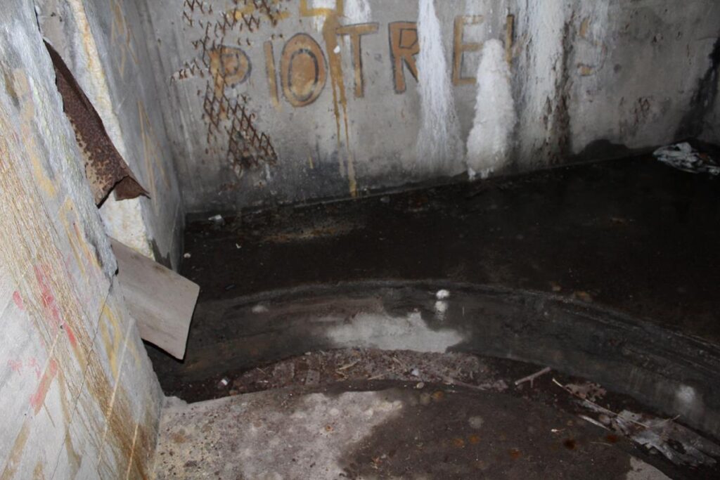 Schrony i bunkry w miejscowości Wymysłów