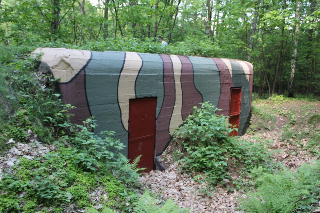 Schrony i bunkry w miejscowości Wymysłów