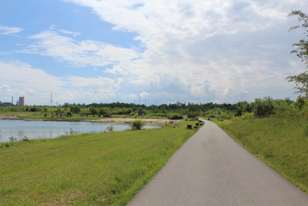 plaża w karwinie - nad Karwińskim morzem nazywanym czeskim morzem - vlog steina