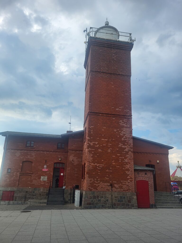 Latarnia morska w Darłowie / Darłówku - Vlog podróżniczy Steina