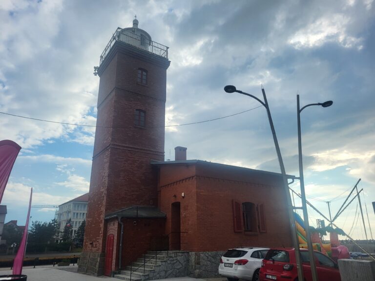 Latarnia morska w Darłowie / Darłówku - Vlog podróżniczy Steina