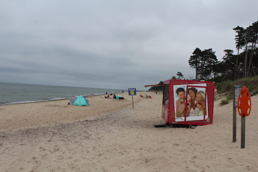 Rusinowo - Miejscowość nad morzem Bałtyckim bez tłumów tyrystów - Vlog Steina