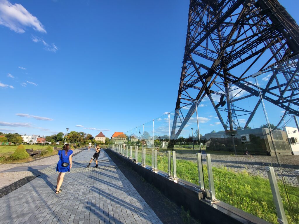 Radiostacja w Gliwicach - Polska wieża Eiffla - Vlog podróżniczy steina