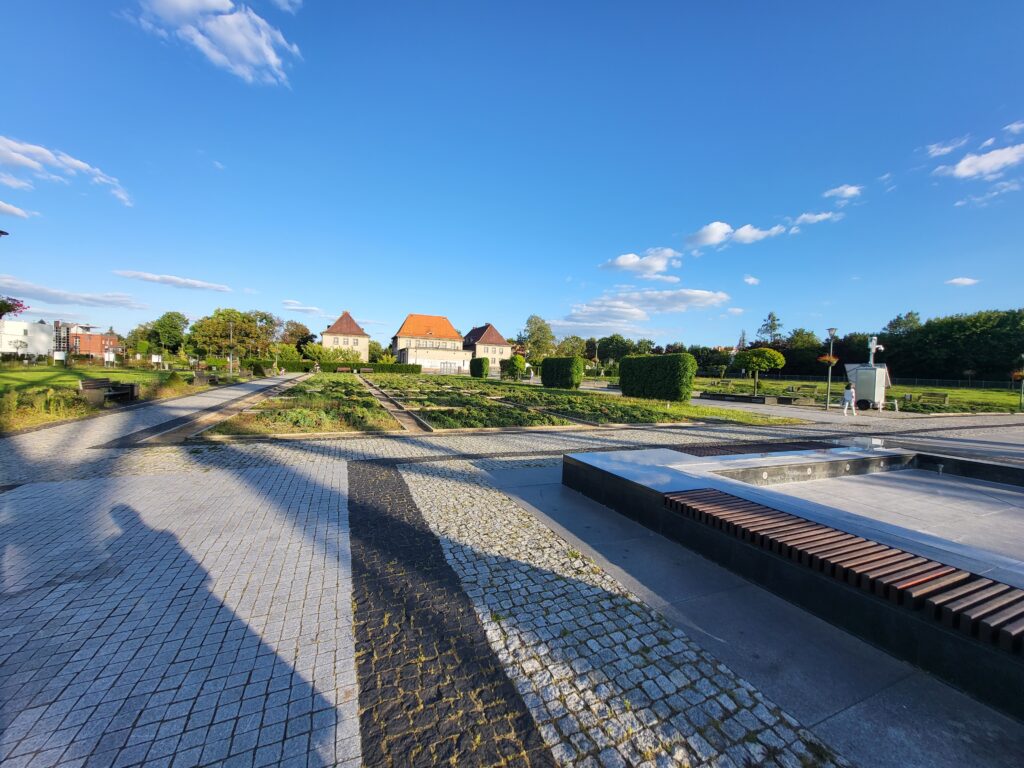 Radiostacja w Gliwicach - Polska wieża Eiffla - Vlog podróżniczy steina