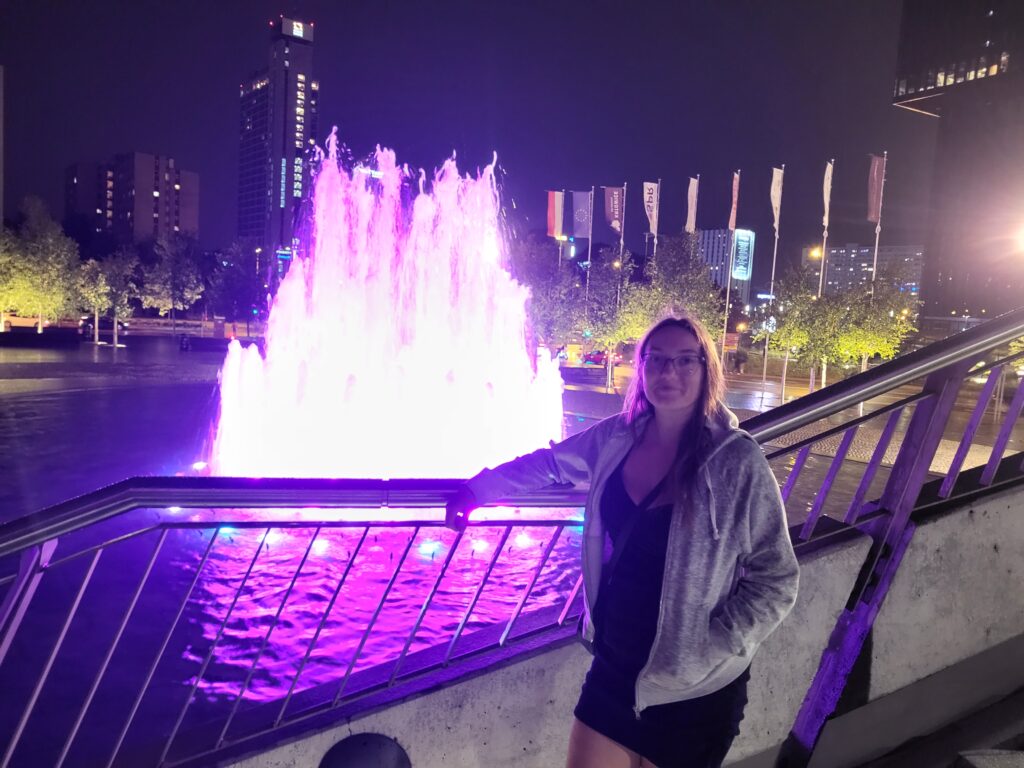 fontanna przy NOSPR - Plac Wojciecha Kilara - Katowice // Vlog Steina