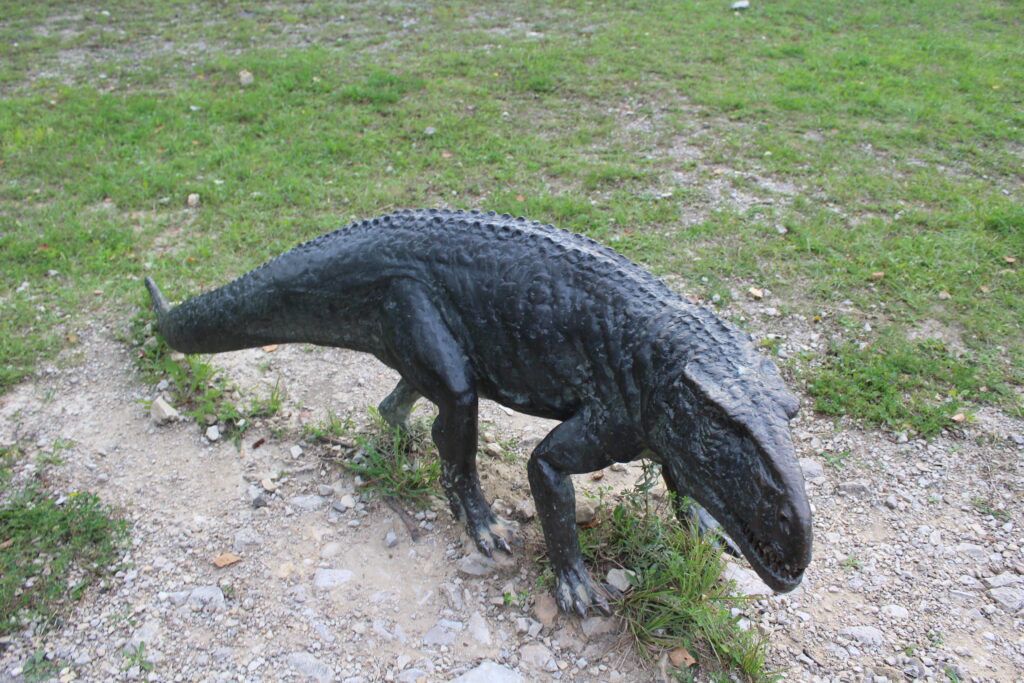 Geosfera Jaworzno - dinozaury - Vlog podróżniczy steina