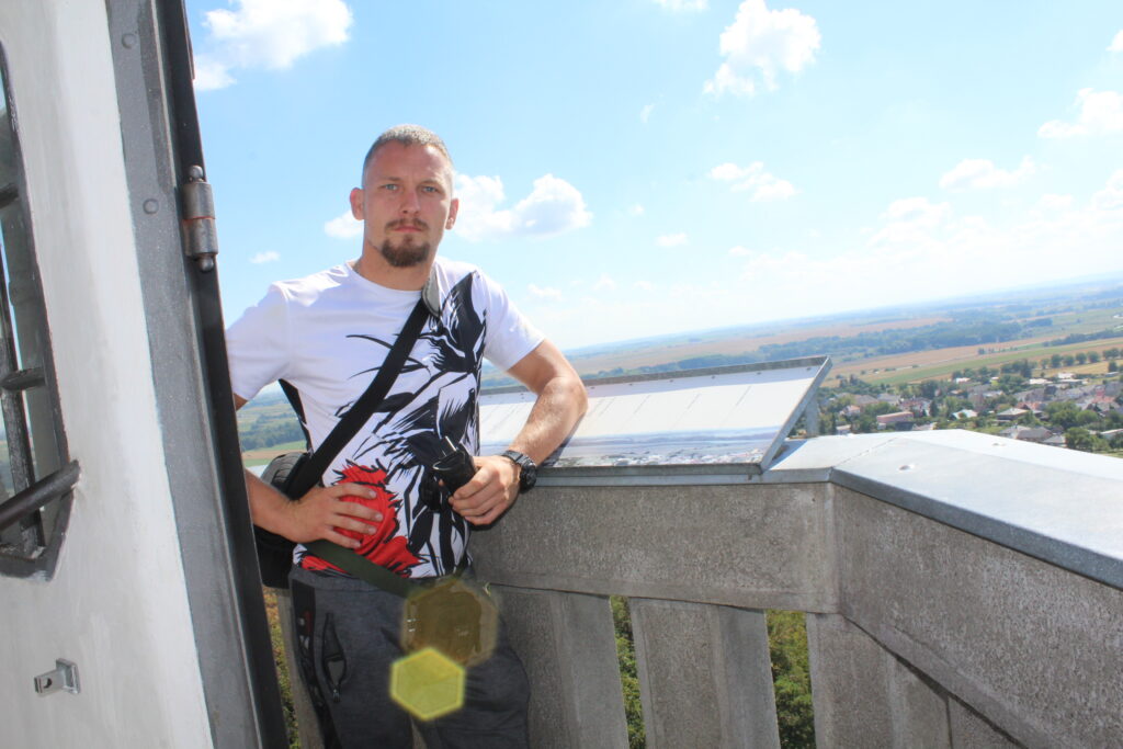 Wieża widokowa Strážiště w Uvalno w Czechach - Vlog podróżniczy Steina