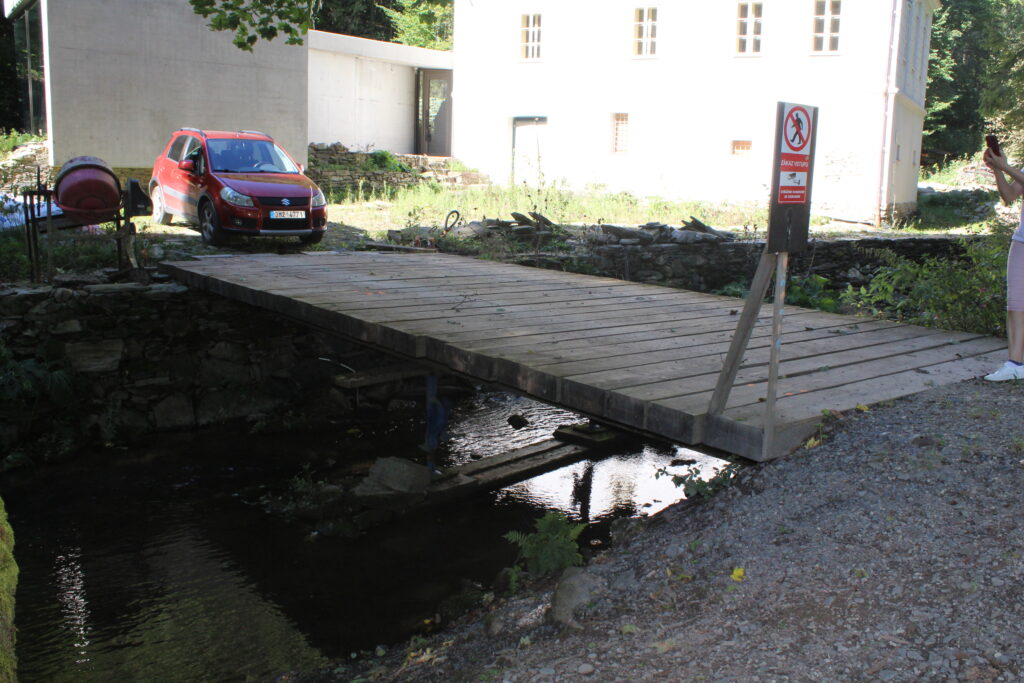 resovske vodopady - Rzeszowskie wodospady - szlak kładkami w Czechach