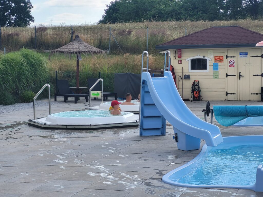 Domki perłowe wzgórze w Ustroniu Morskim