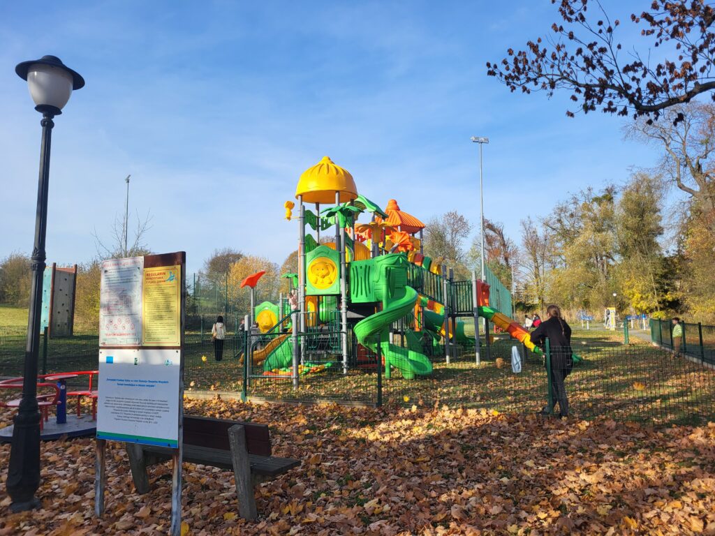 Nowe molo przystań w Krowiarkach - Vlog podróżniczy steina