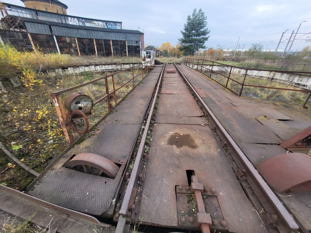 skansen taboru kolejowego w Pyskowicach - Cmentarzysko pociągów Pyskowice - Vlog steina