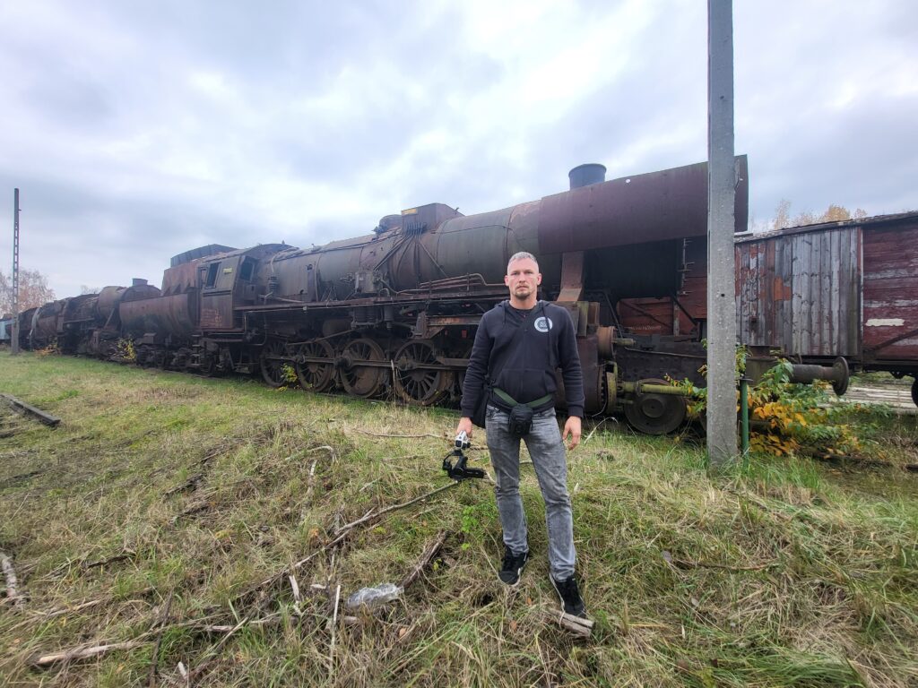 skansen taboru kolejowego w Pyskowicach - Cmentarzysko pociągów Pyskowice - Vlog steina