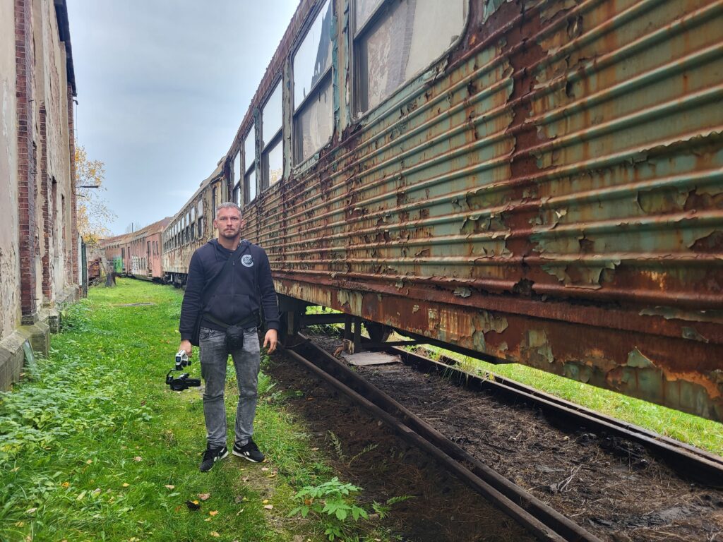 skansen taboru kolejowego w Pyskowicach - Cmentarzysko pociągów Pyskowice - Vlog steina