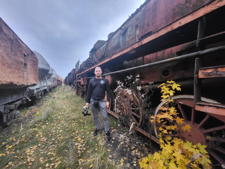 skansen taboru kolejowego w Pyskowicach - Cmentarzysko pociągów Pyskowice - Vlog steina