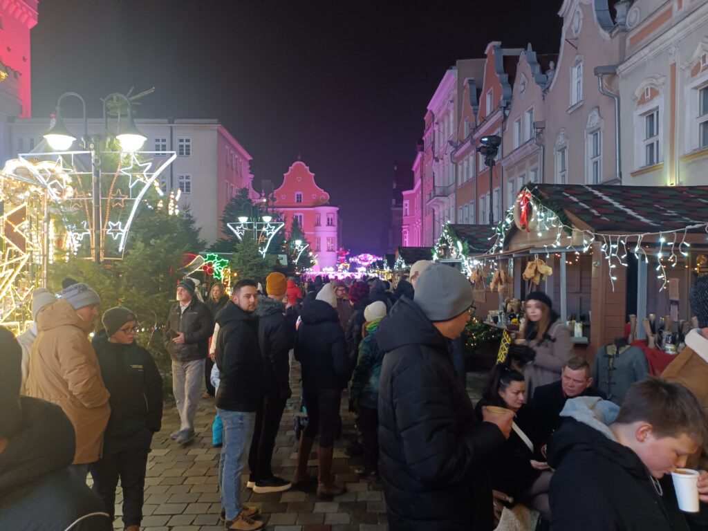 Jarmark bożonarodzeniowy Opole 2025 - Vlog podróżniczy Steina