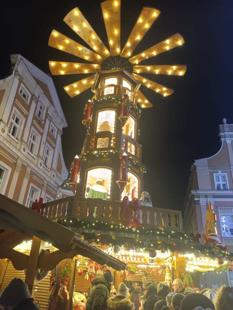Jarmark bożonarodzeniowy Opole 2025 - Vlog podróżniczy Steina