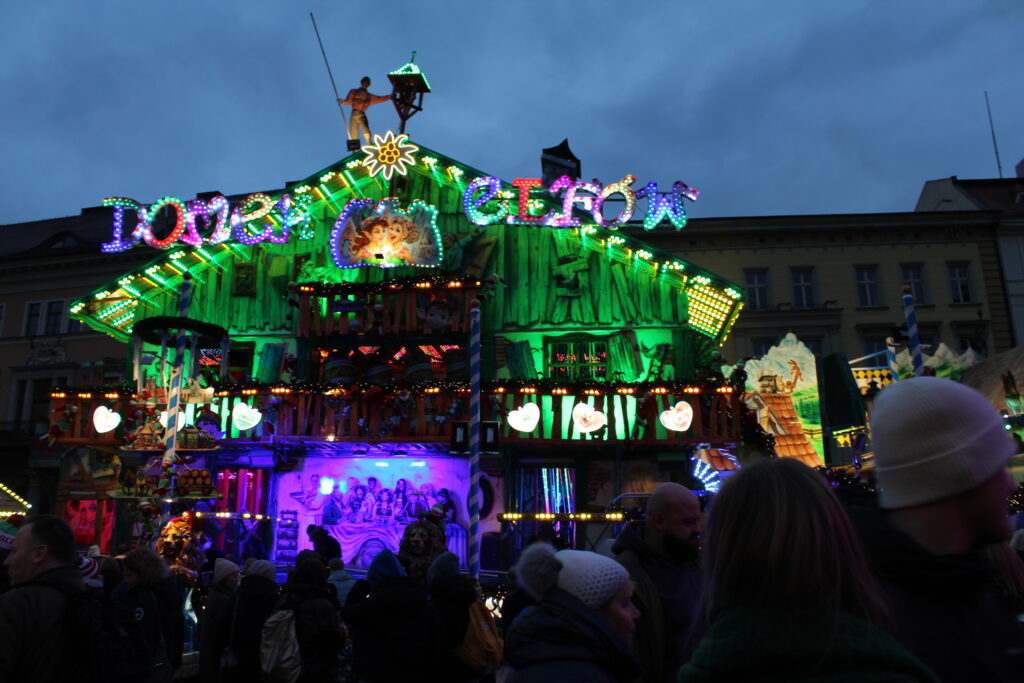 Jarmark bożonarodzeniowy w Wrocławiu 2025 - Vlog podróżniczy Steina