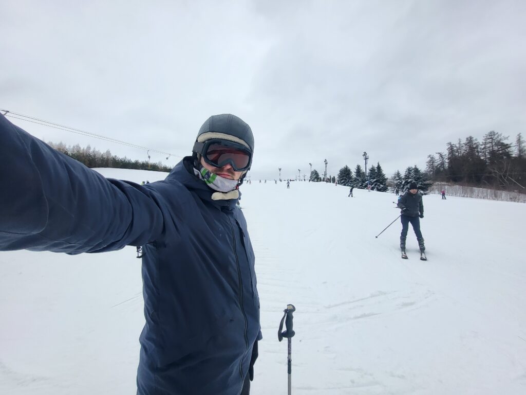Stok narciarski ski areal Vankuv Kopec w Czechach - Vlog podrożniczy Steina