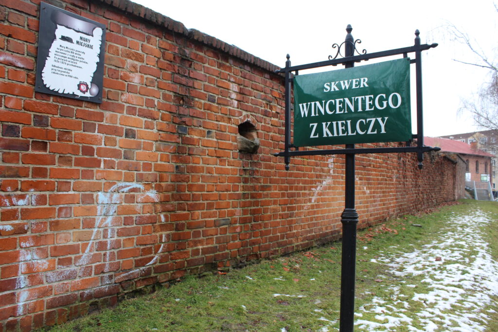 Mury miejskie w Raciborzu - historia Raciborza i zamku piastowskiego // Vlog podróżniczy Steina