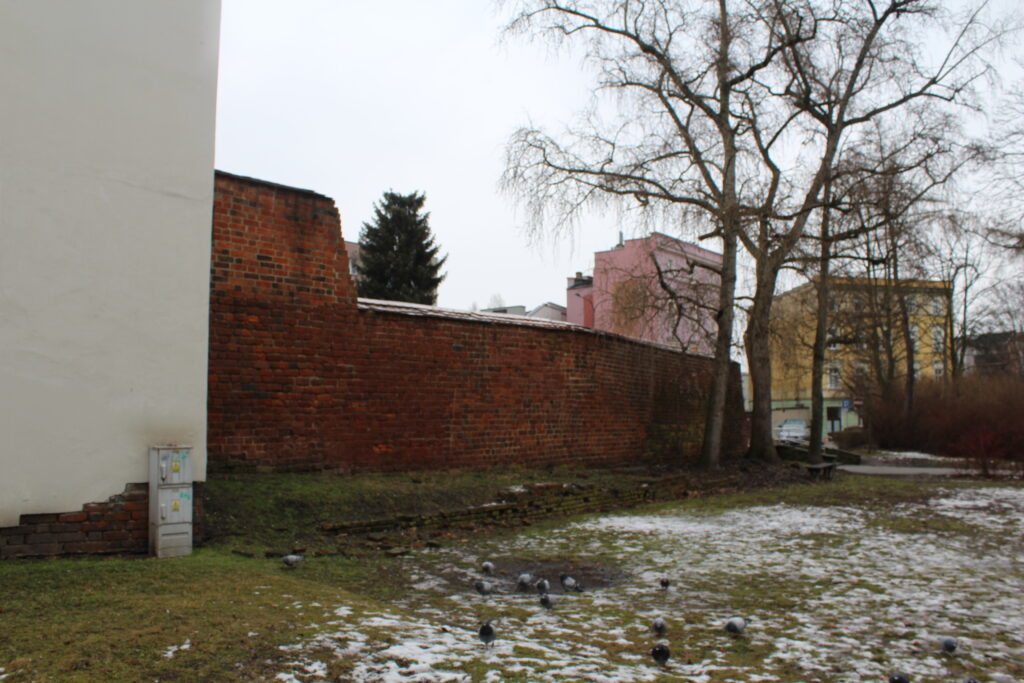 Mury miejskie w Raciborzu - historia Raciborza i zamku piastowskiego // Vlog podróżniczy Steina