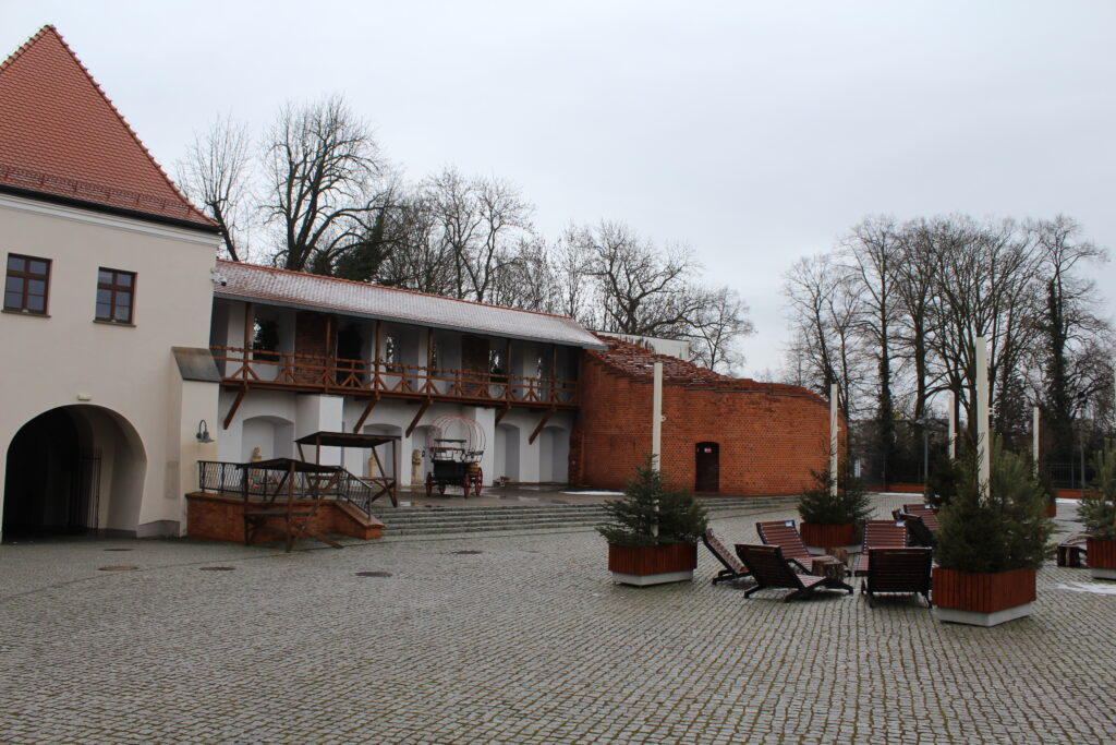 Mury miejskie w Raciborzu - historia Raciborza i zamku piastowskiego // Vlog podróżniczy Steina