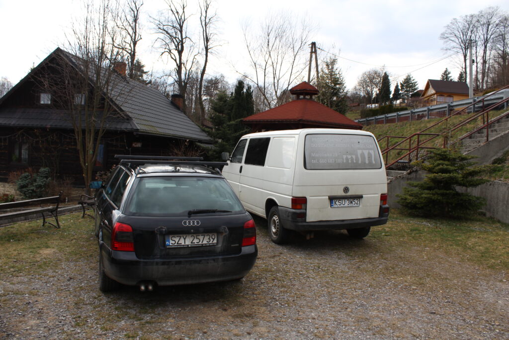 Parking pod OSP Łysina - Beskid mały Vlog podróżniczy Steina