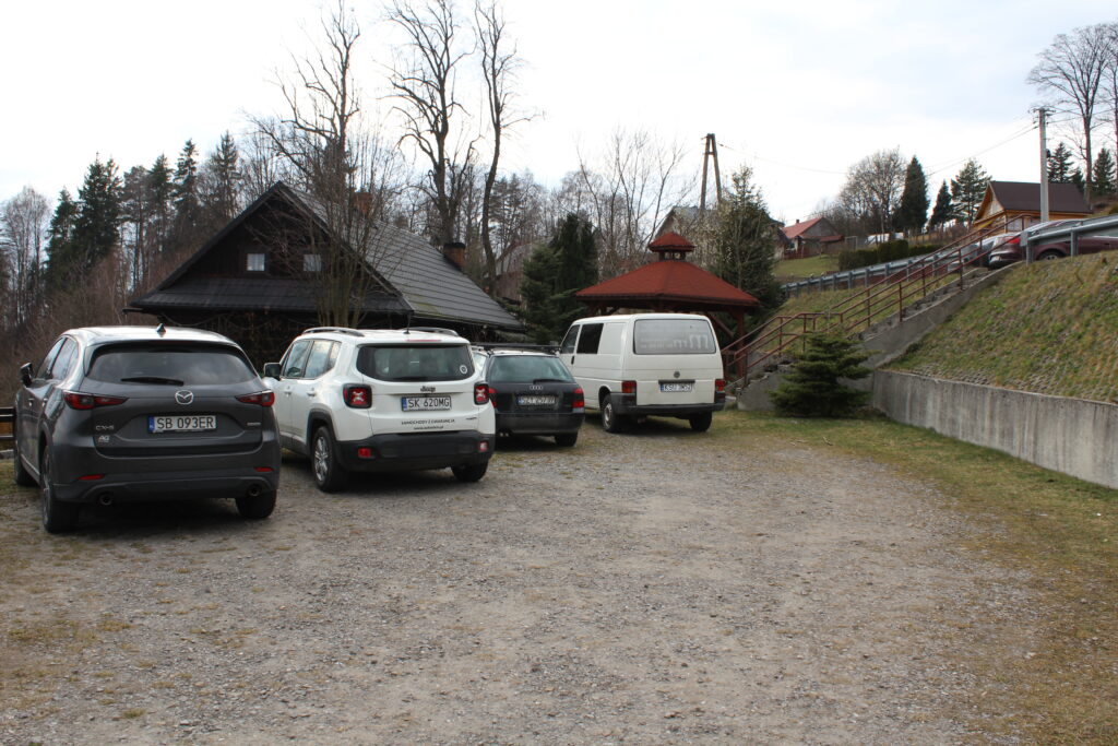 Parking pod OSP Łysina - Beskid mały Vlog podróżniczy Steina