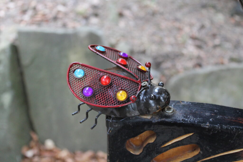 Wioska smerfów i wzgórze Gargamela na szlaku na Łysinę - Vlog Steina