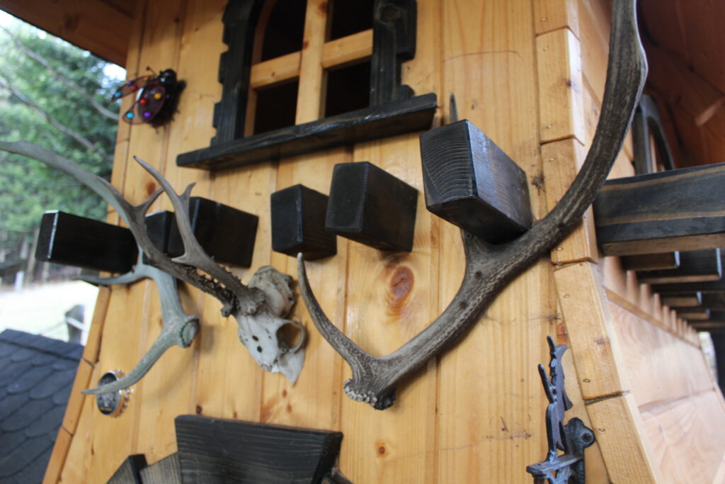 Wioska smerfów i wzgórze Gargamela na szlaku na Łysinę - Vlog Steina