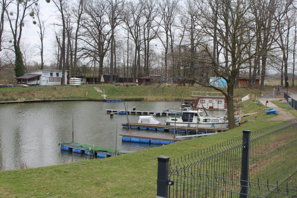 Port - Przystań nad odrą w Krapkowicach - Vlog podróżniczy Steina