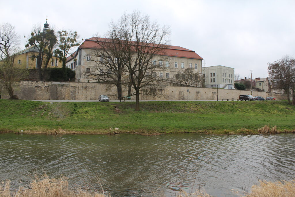 Renesansowy zamek w Krapkowicach - Vlog podróżniczy Steina