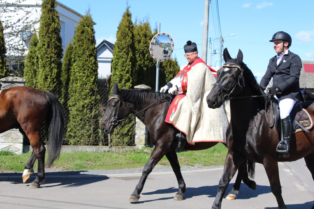 Procesja konna w Pietrowicach Wielkich - 2026 Vlog podróżniczy Steina