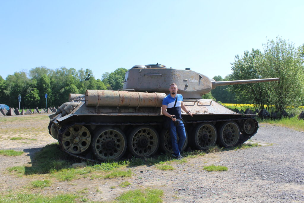 bunkr II/51/A-140Z oraz muzeum MO-S 19 Alej w Czechach - schrony i bunkry - Vlog Steina