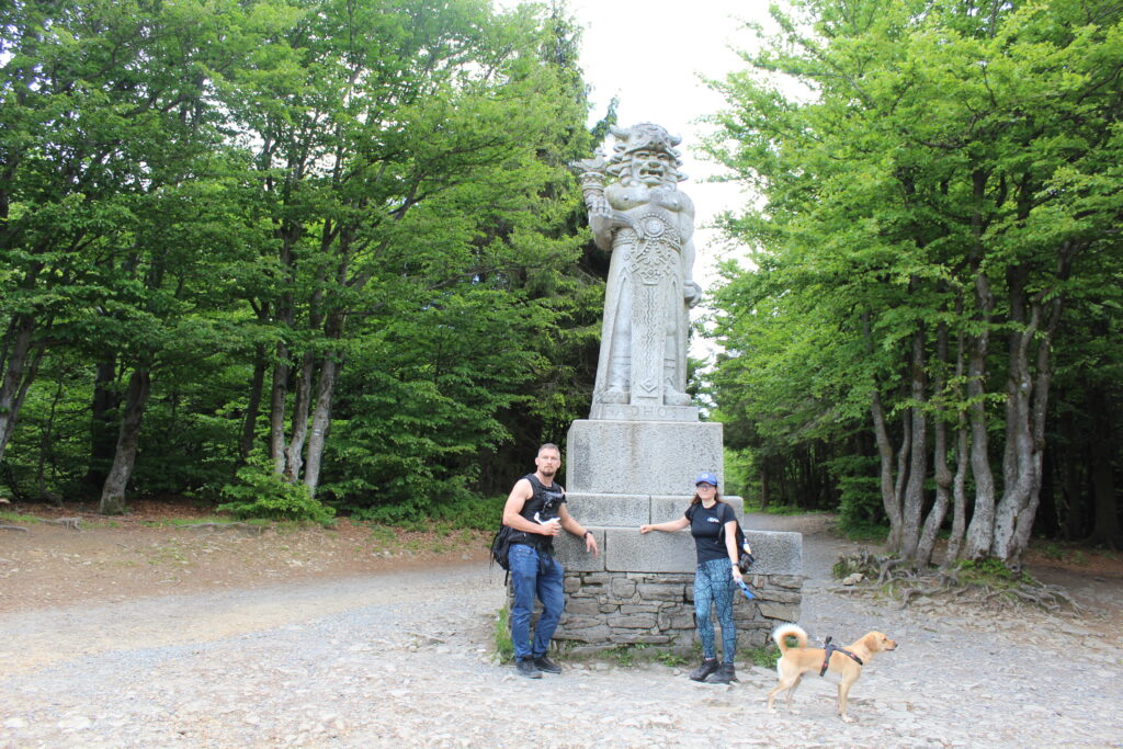 Szlak górski na szczyt gór Radhost oraz Radegast w Czechach - Vlog Steina