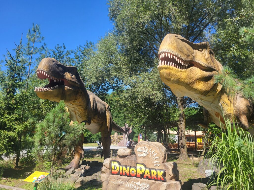 Dino Park w Ostrawie - idziemy zobaczyć wszystkie atrakcje i interaktywne dinozaury! Vlog Steina
