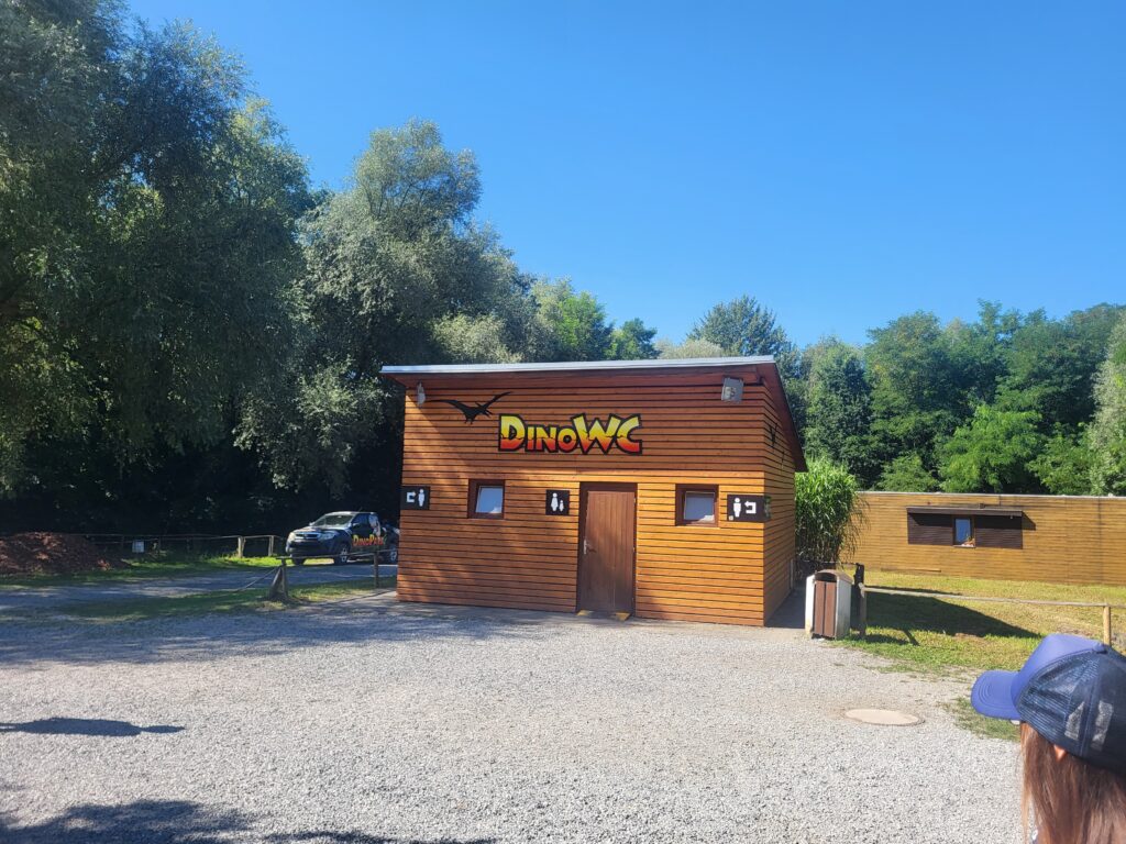 Dino Park w Ostrawie - idziemy zobaczyć wszystkie atrakcje i interaktywne dinozaury! Vlog Steina