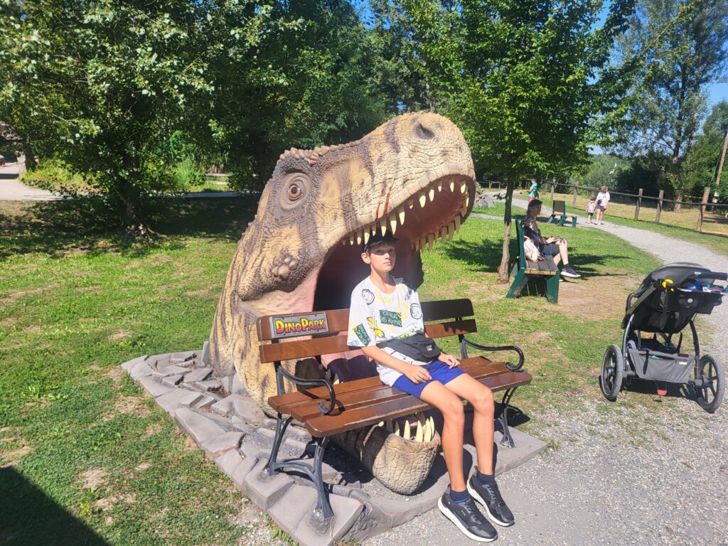 Dino Park w Ostrawie - idziemy zobaczyć wszystkie atrakcje i interaktywne dinozaury! Vlog Steina